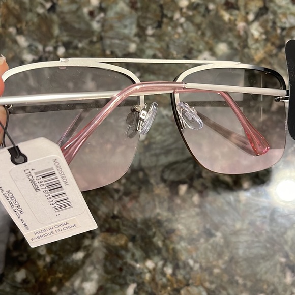 New Leith Sunglasses for Nordstrom - Picture 3 of 4